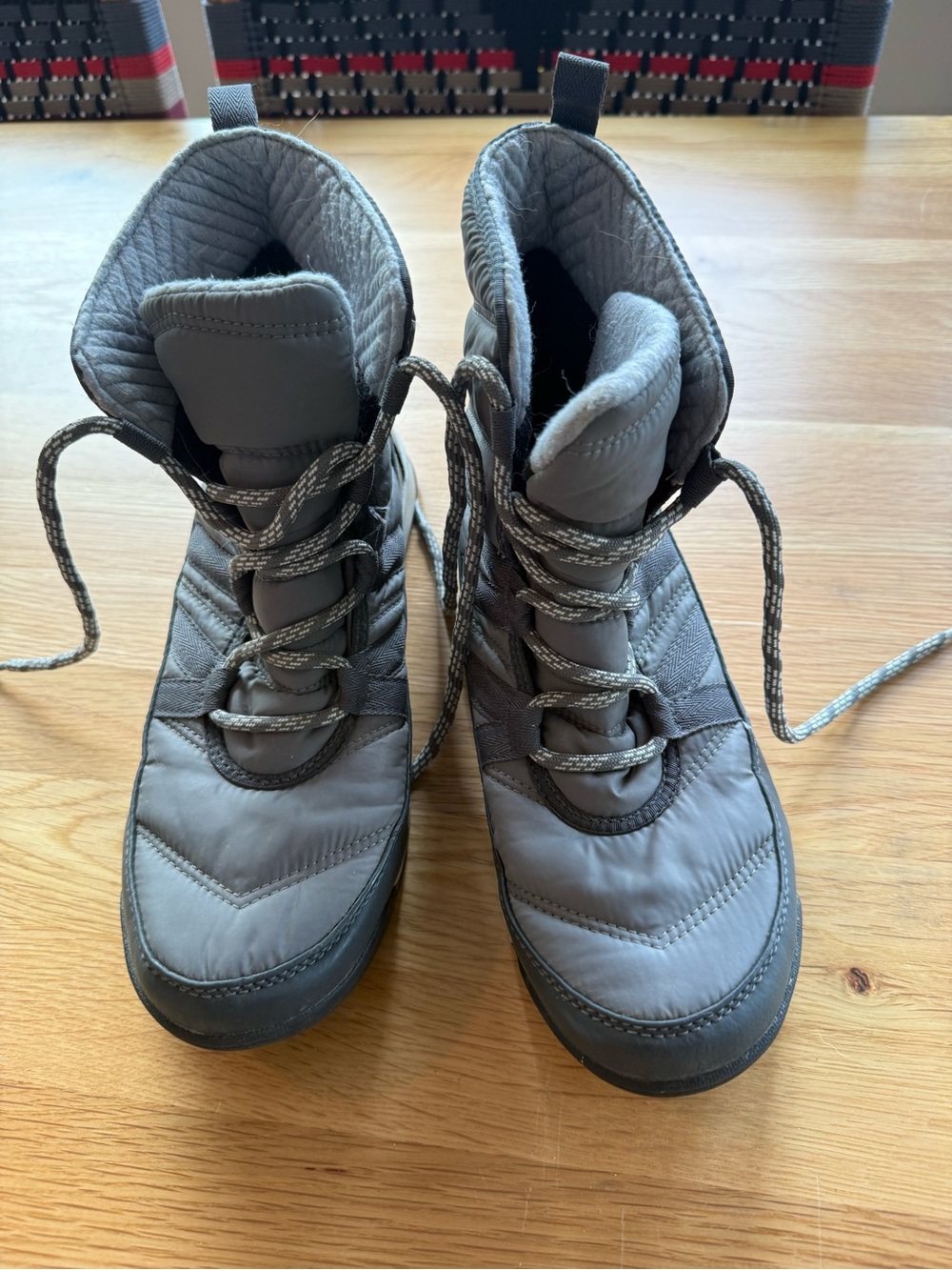 Women’s Sorel puffer boots Sz 10